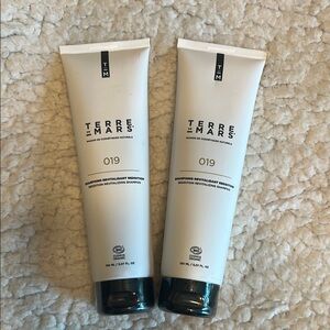 2x Terre De Mars revitalizing shampoo NEW